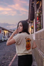 Cargar imagen en el visor de la galería, Playera La Reina
